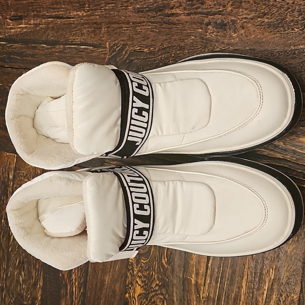 Juicy Couture White Winter Boots 8. Like New Perfect And Rare